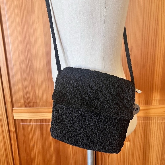 The Sak Black Crochet Crossbody Bag Purse Boho Neutral Classic - Picture 3 of 9